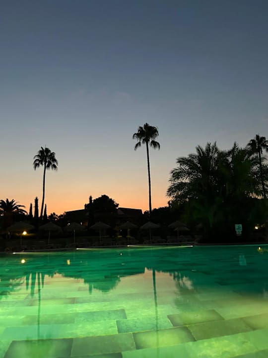 Pool Sunrise Resort Hotel