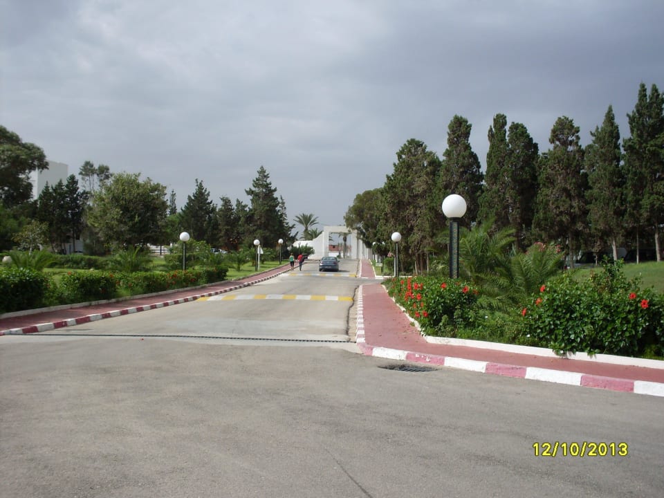 Zufahrt zum Aussentor Hotel El Mouradi Cap Mahdia
