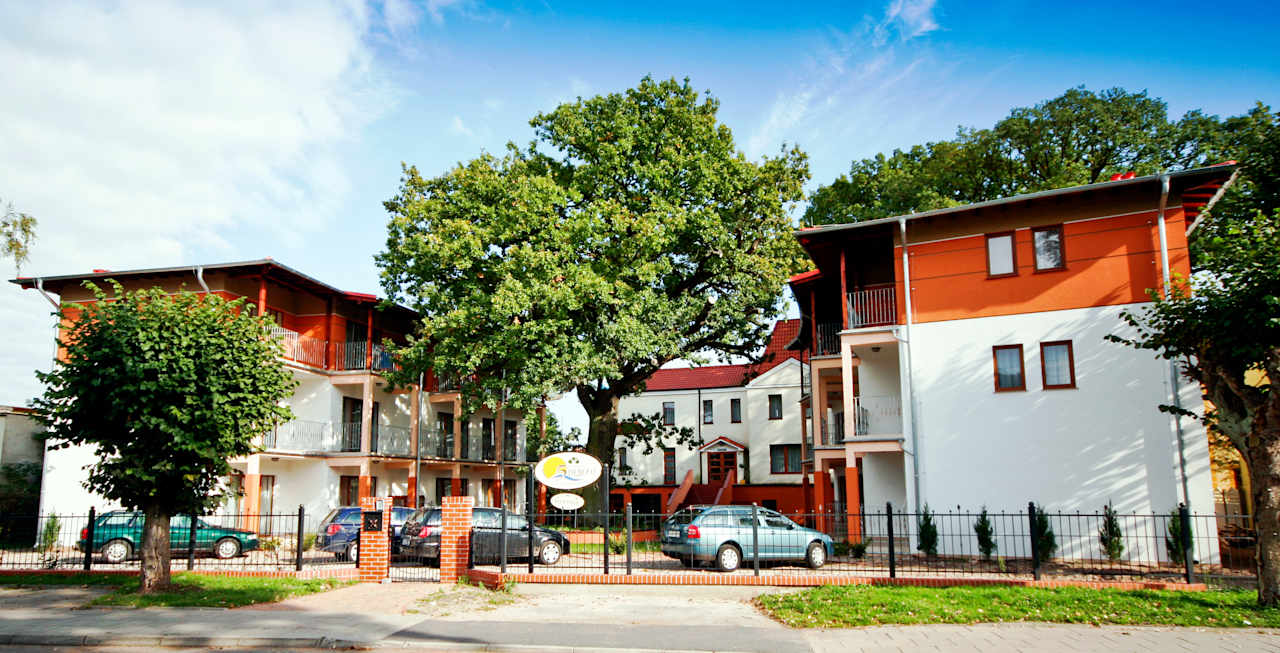 Außenansicht Hotel Rezydencja 5 Dębów