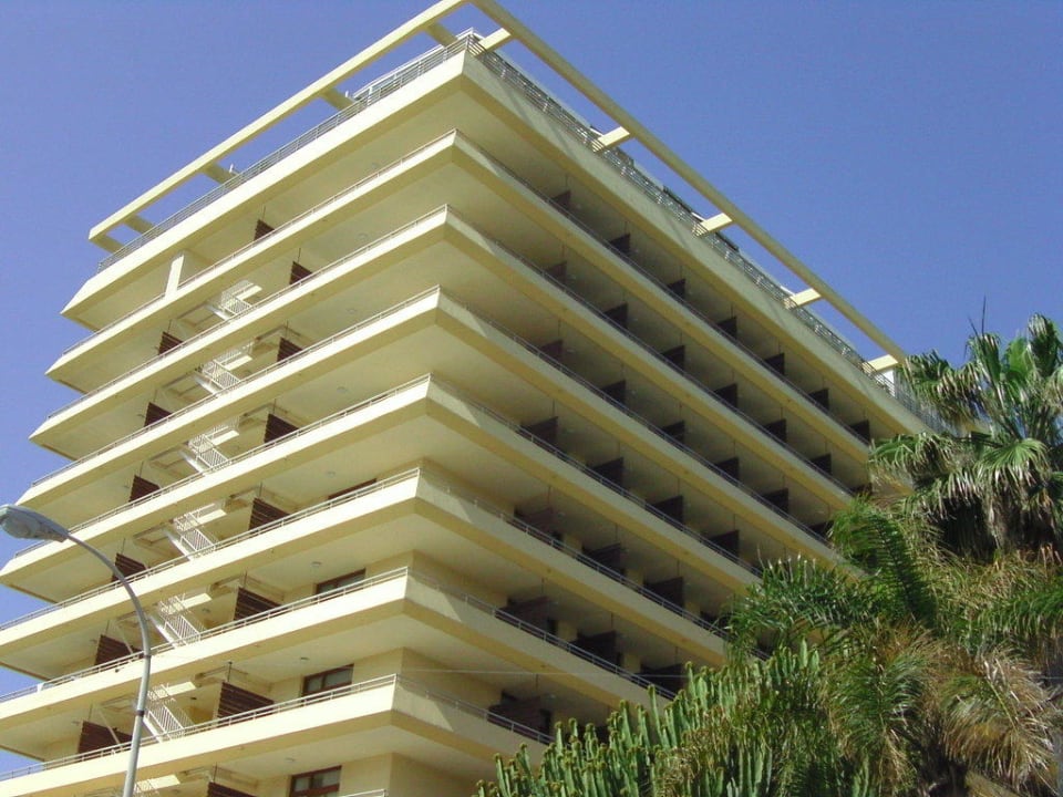 8 Stockwerke hoch BLUESEA Gran Cervantes