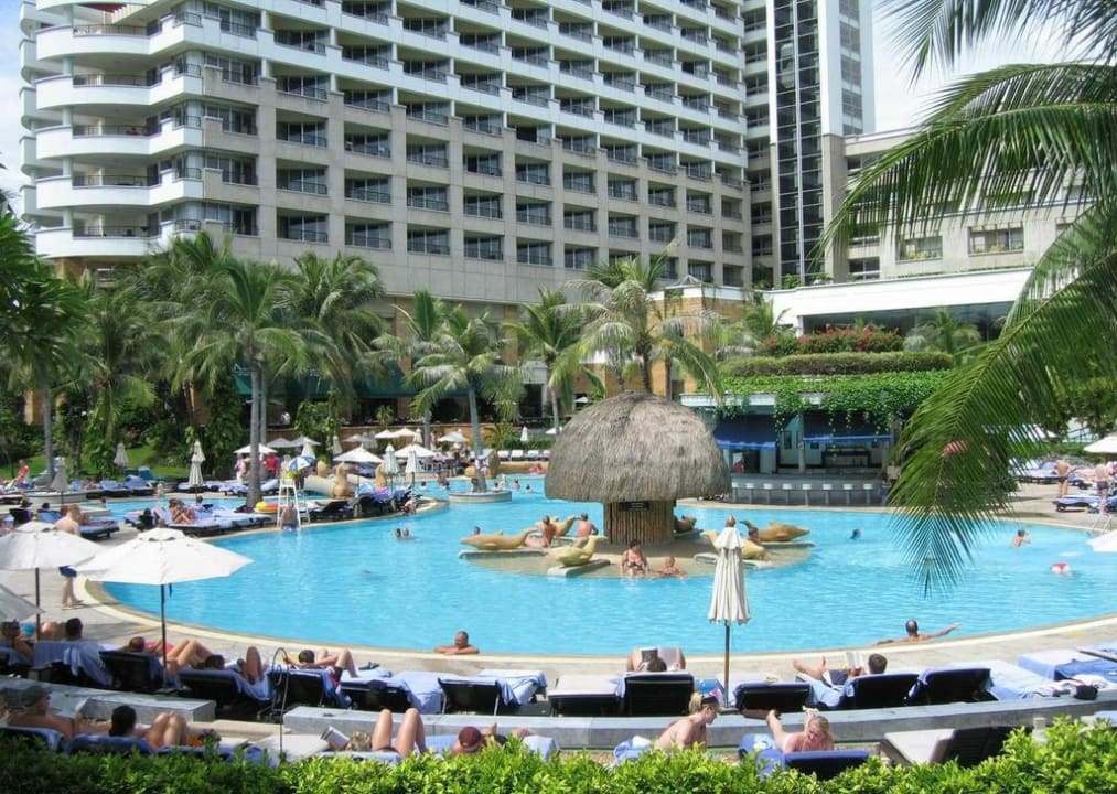 Pool Hilton Hua Hin Resort & Spa