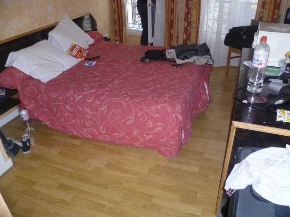 Das Zimmer Hotel Paris Legendre