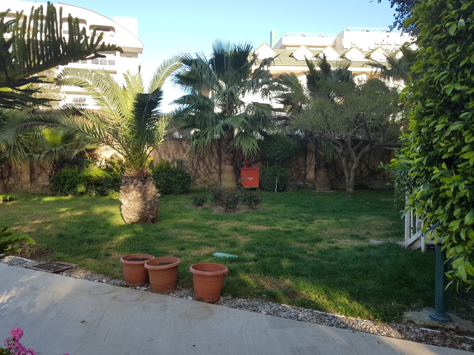 Garten Grand Seker Hotel