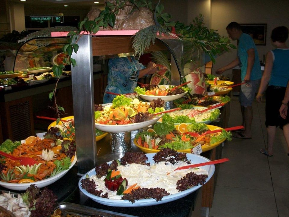 Buffet  Hotel Gardenia Beach