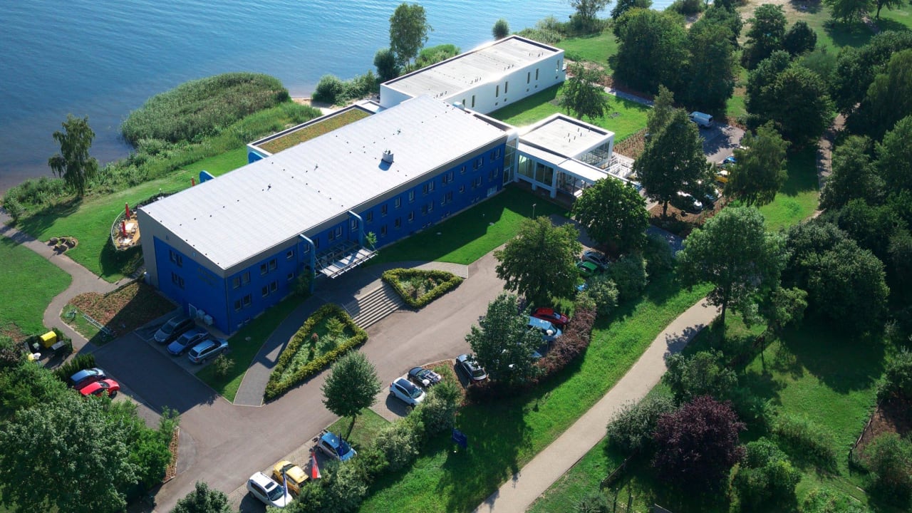 Luftaufnahme Strandhotel Strandhotel Senftenberger See