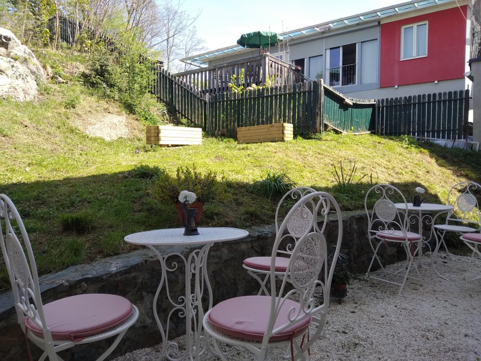 Gartenanlage Gästehaus Residenz Lapeiner