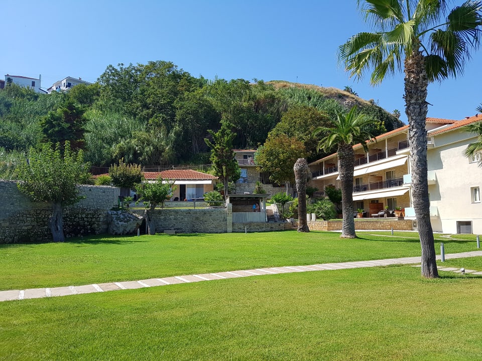 Gartenanlage Afitis Boutique Hotel