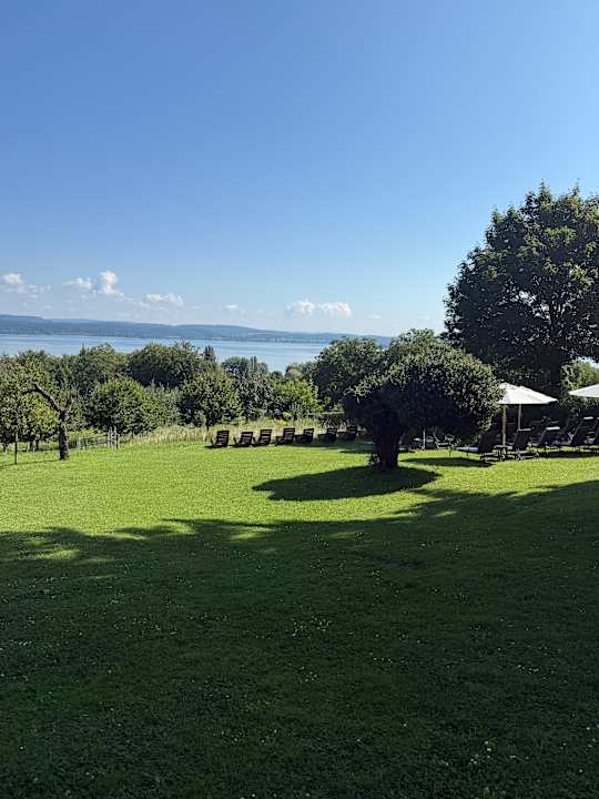 Außenansicht Hotel Hirschen Horn | Refugium am See