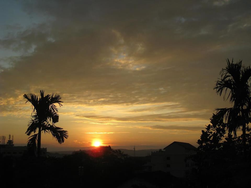 Amanecer desde la habitacion Hotel Coolabah Resort