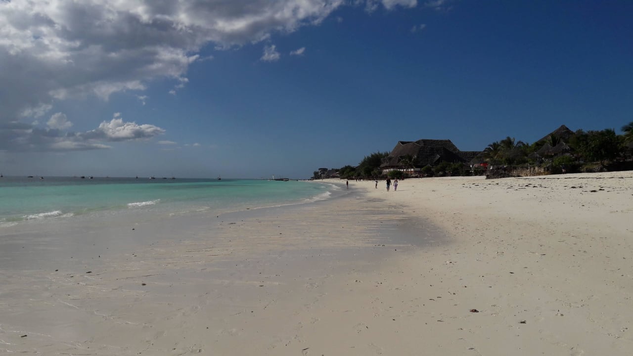 Traumhafter Sandstrand. Royal Zanzibar Beach Resort