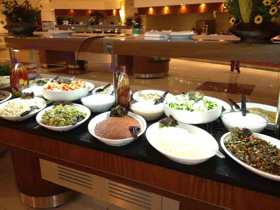 Salatbüffet  Saphir Resort & Spa