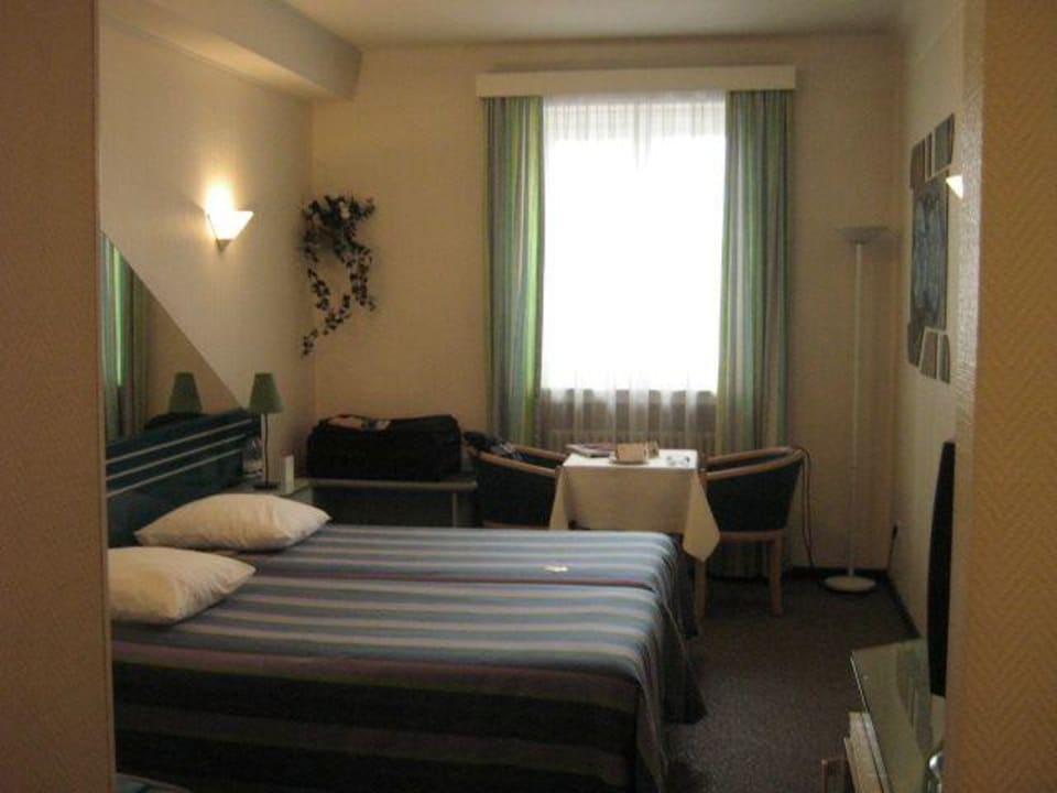 Blick ins Zimmer Hotel City