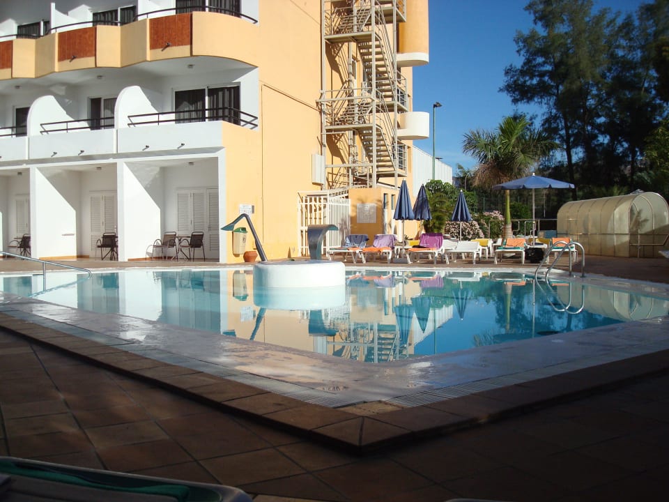 Pool allsun Hotel Lucana