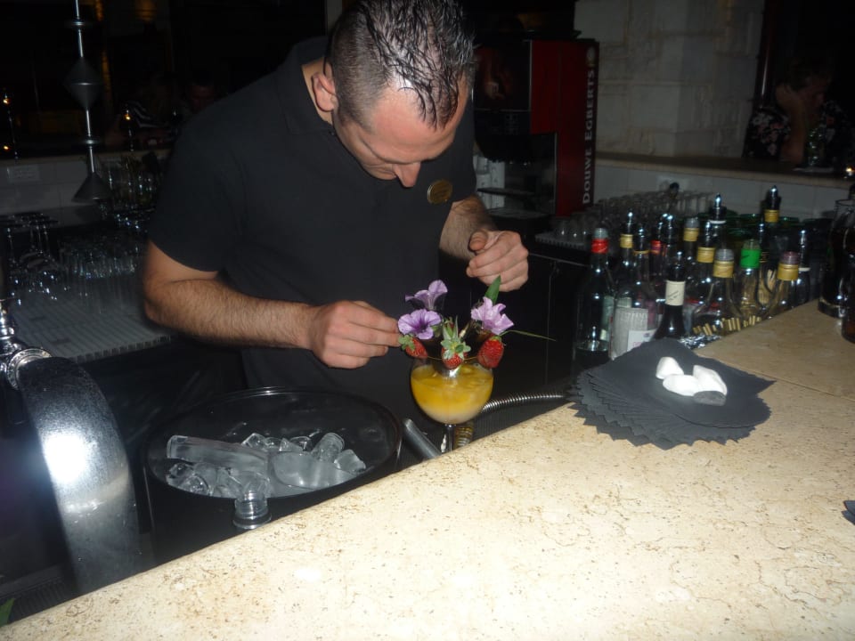Lefteris bei der Arbeit..Lecker... Cactus Royal