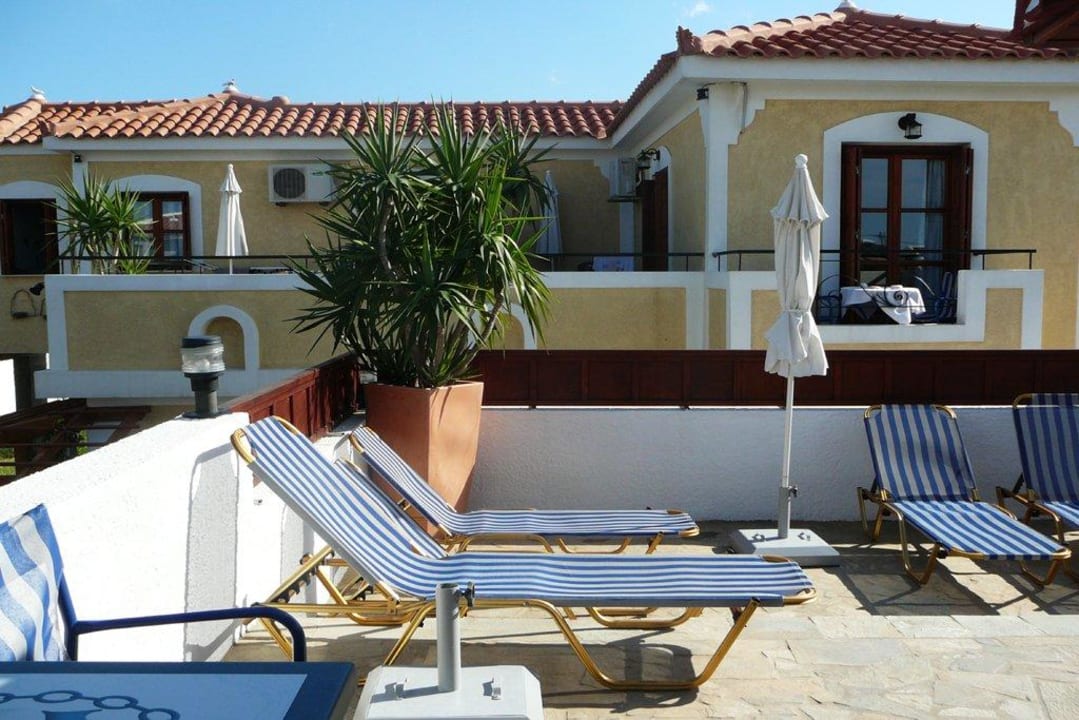 Auf der Dachterrasse Hotel Archangelos Village