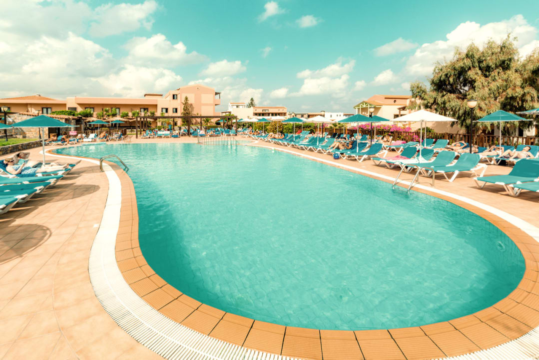 Pool Vasia Resort & Spa