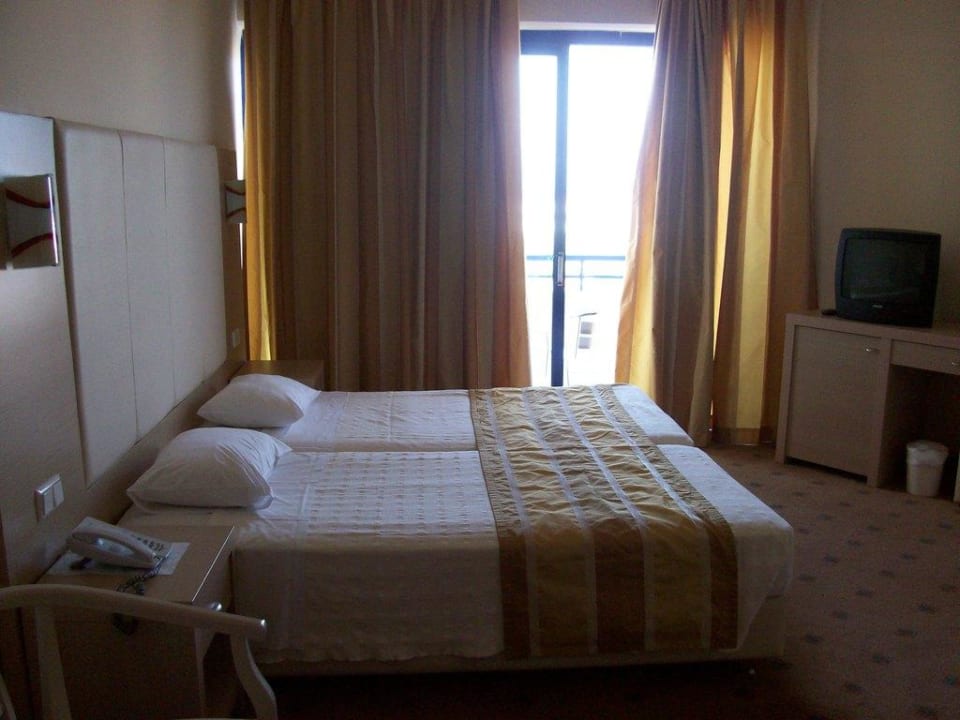 Zimmer  Kresten Palace Hotel