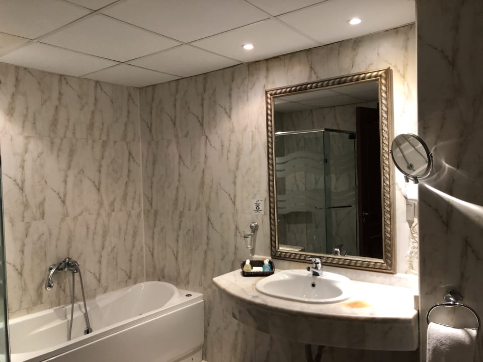 Zimmer Hotel Titanic Palace