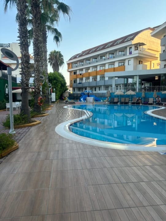 Pool Hane Family Resort