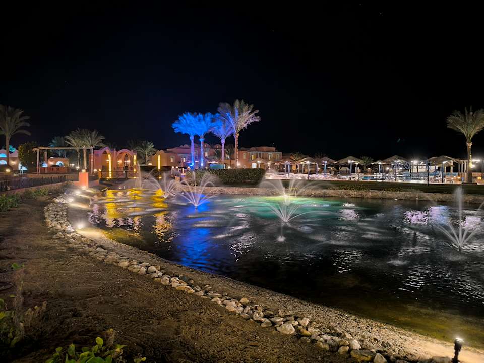 Außenansicht Radisson Blu Resort, El Quseir