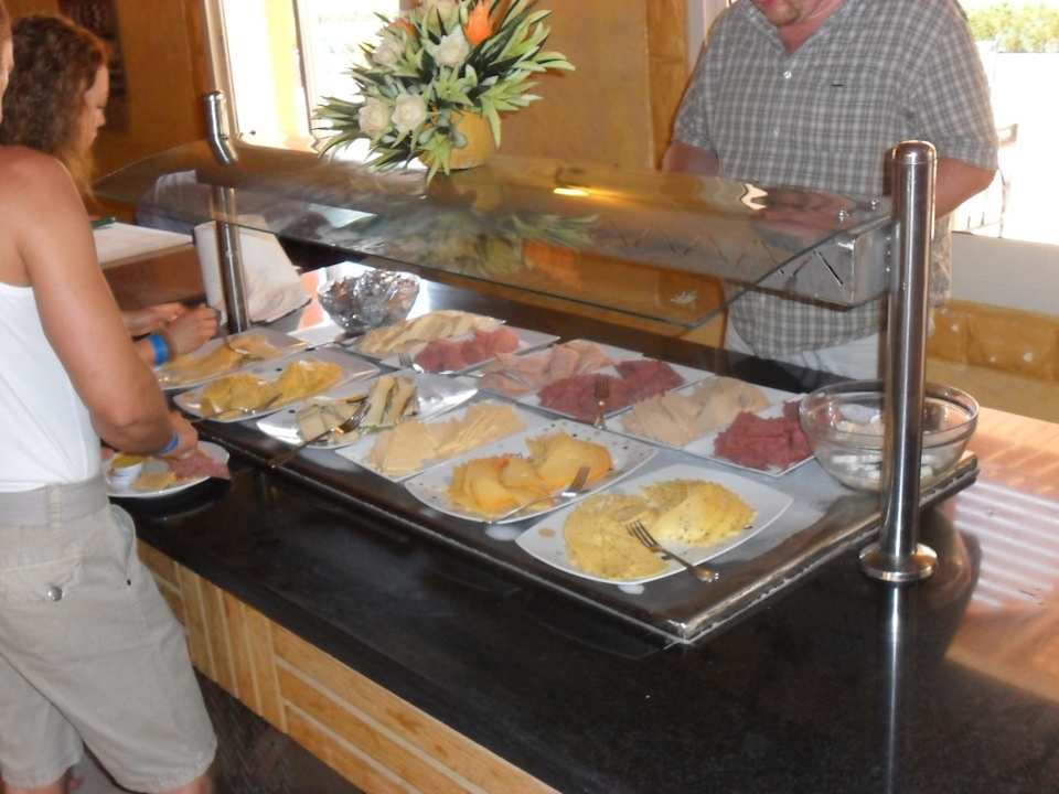 Wurst &  Käse Pickalbatros Alf Leila Wa Leila Resort - Neverland Hurghada