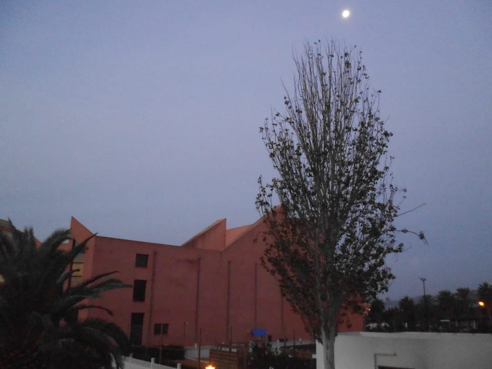 Blick auf Theater und Mond Hipotels Cala Millor Park