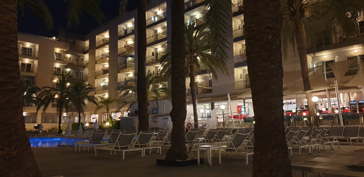 Gartenanlage Hotel Cosmopolitan