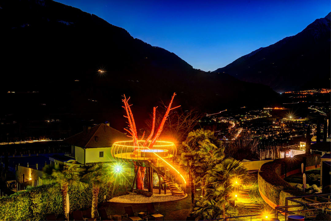 "Pool" Hotel Gartner (Tirolo / Dorf Tirol) • HolidayCheck (Südtirol