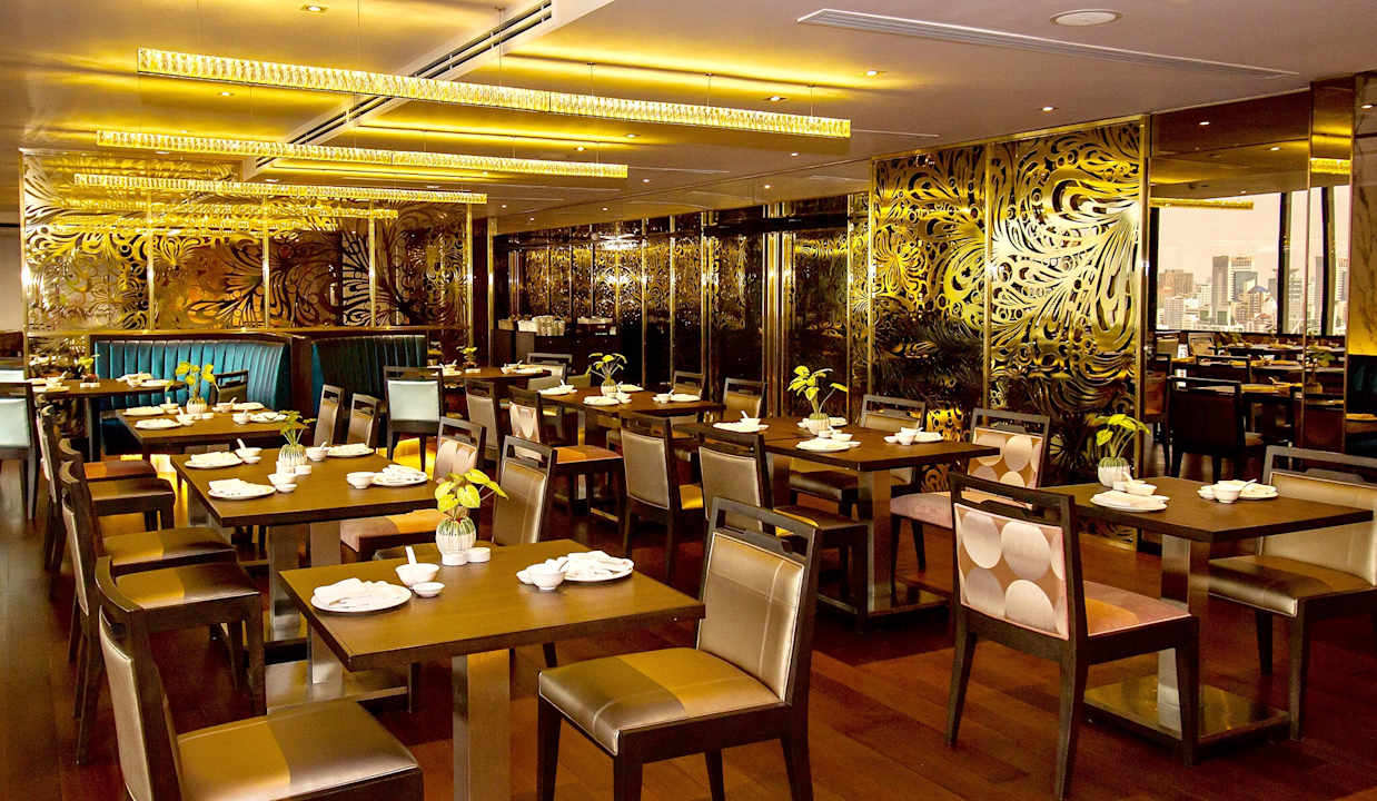 Restaurant Emporium Suites by Chatrium