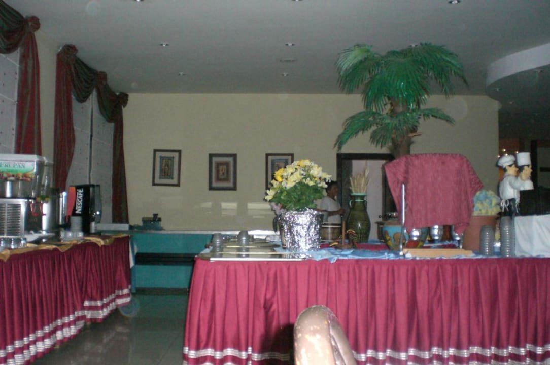 Räumlichkeit des Buffet Xperia Kandelor Hotel