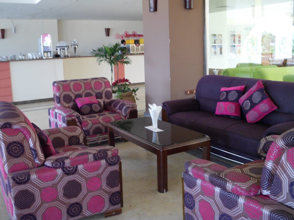 Lobby Three Corners Equinox Beach Resort