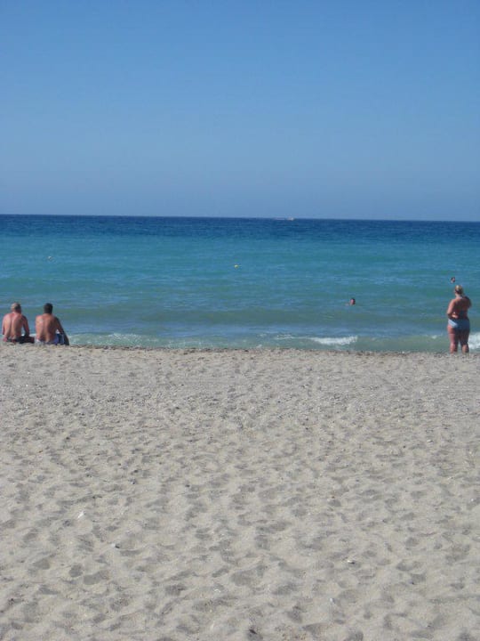 Sand-/Kieselstrand Hotel Eva Bay