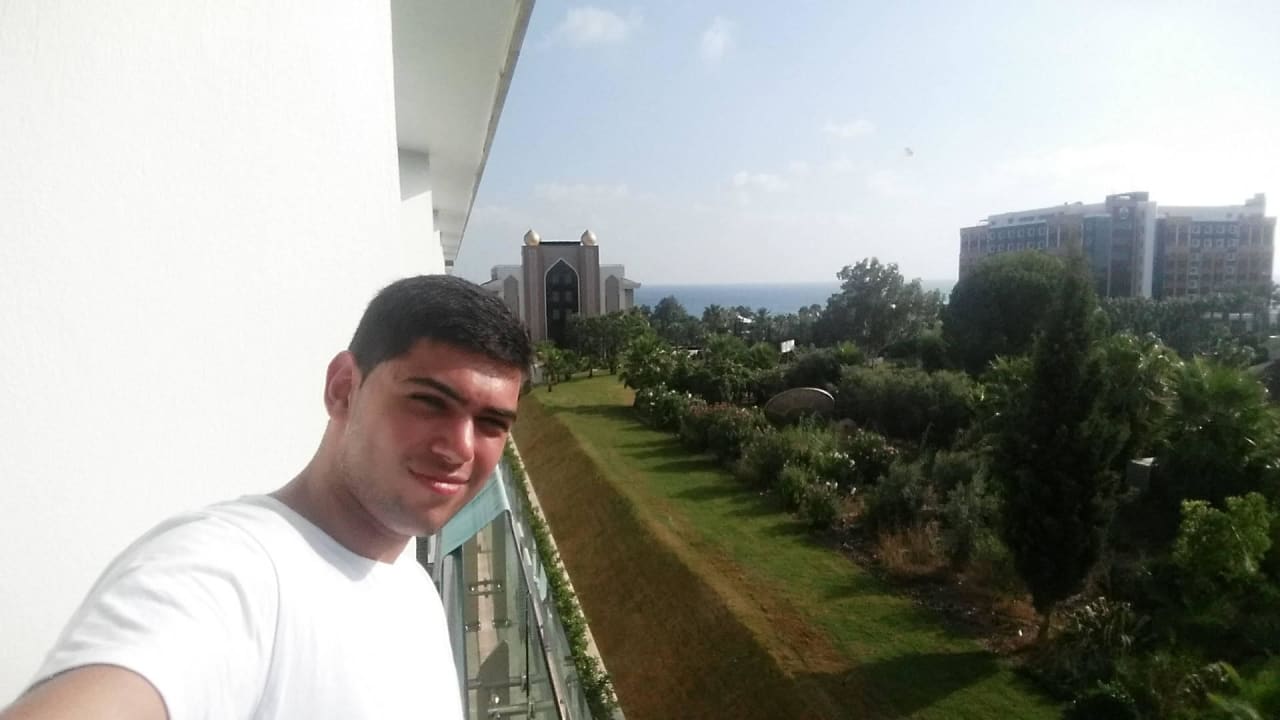 Der (kleine, aber schöne) Blick zum Meer Side Sunport Hotel & Spa