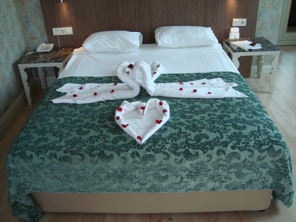 Unser Zimmer bei der Ankunft Port Side Resort Hotel
