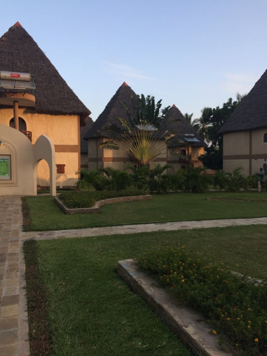 Gartenanlage Neptune Paradise Beach Resort & Spa