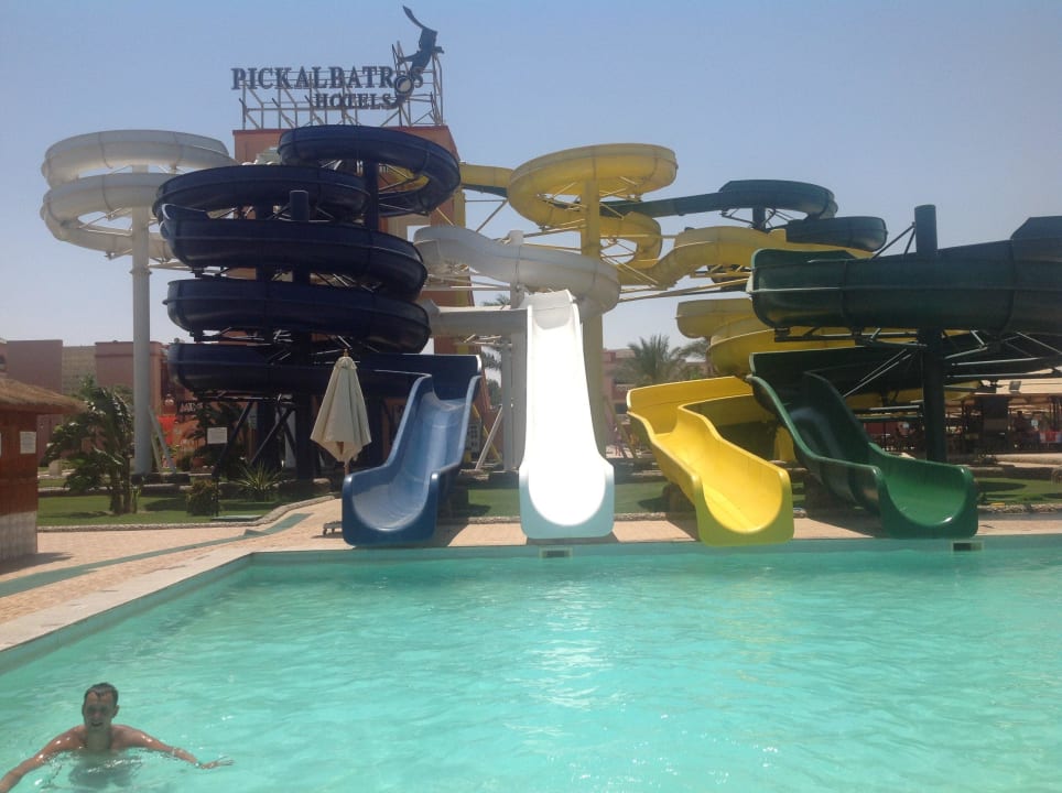 Glijbanen. Pickalbatros Aqua Park Resort - Hurghada