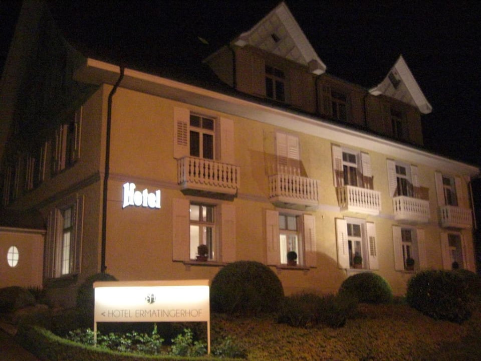 Hotel by night Hotel Ermatingerhof