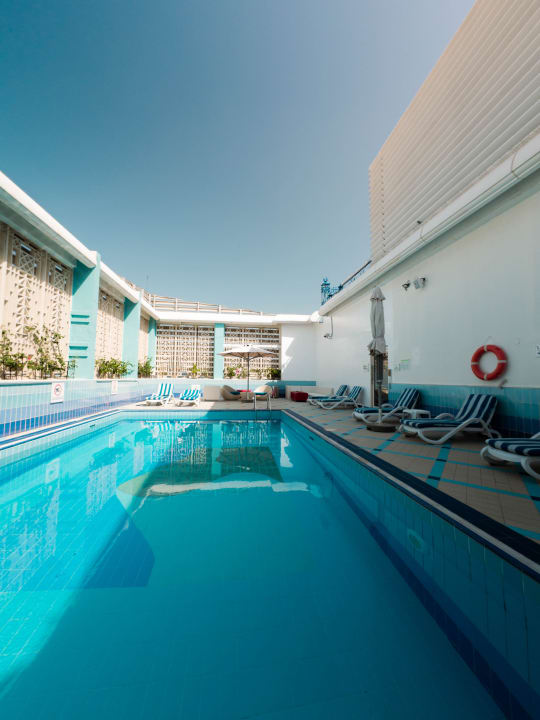 Pool Copthorne Downtown Abu Dhabi