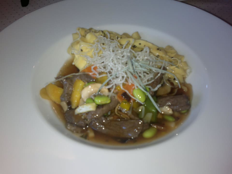 Hirschrücken in süss-sauer Sauce mit Wokgemüse Platzlhof - Mein Hotel im Zillertal