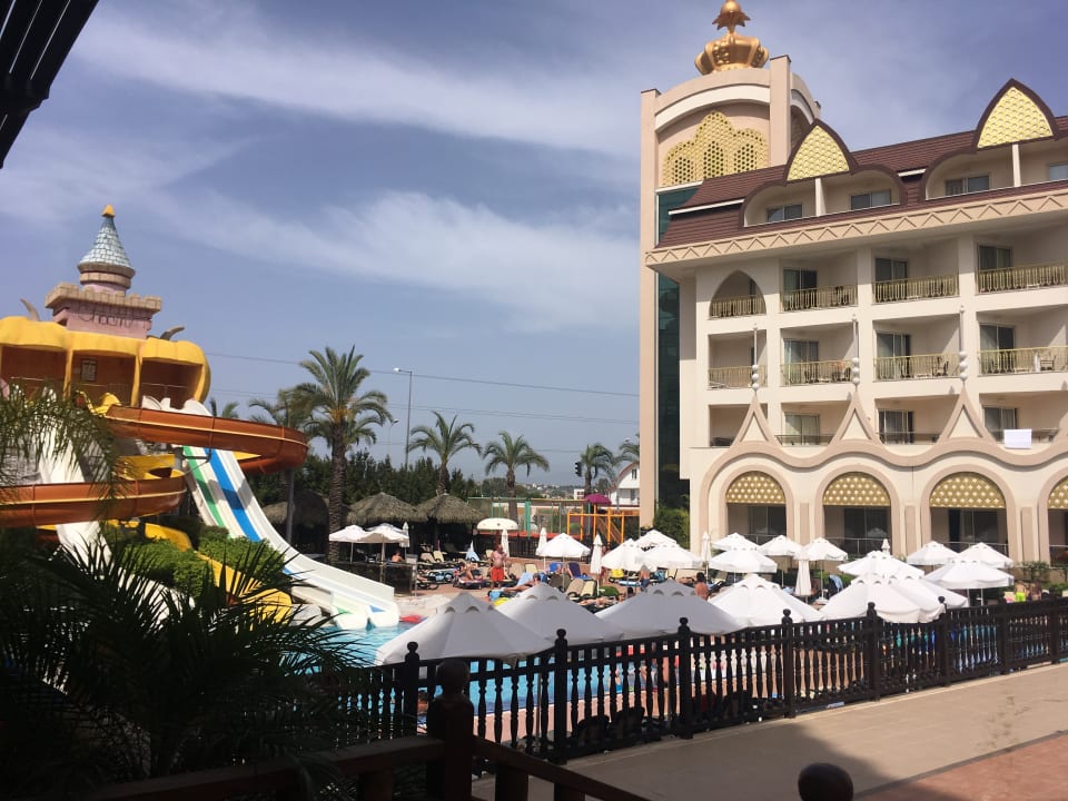 Außenansicht Well Palace Side