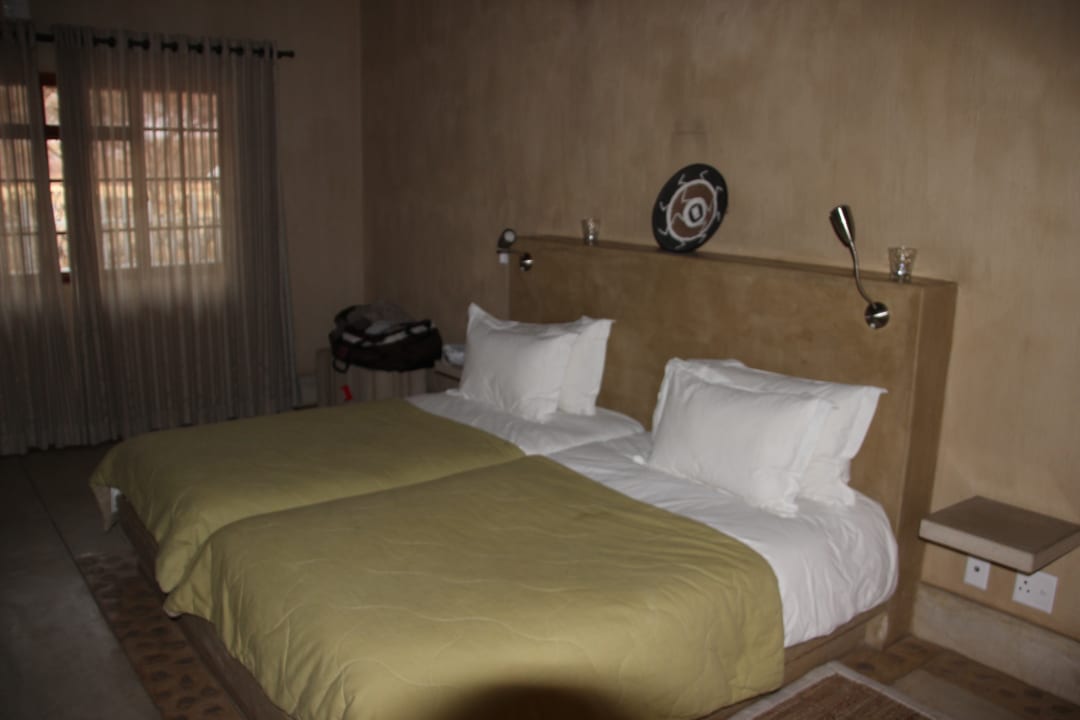 Zimmer Emanya@Etosha Lodge