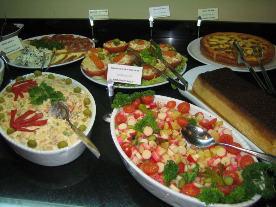Teil des Vorspeisenbüffets Hotel Playa Calera