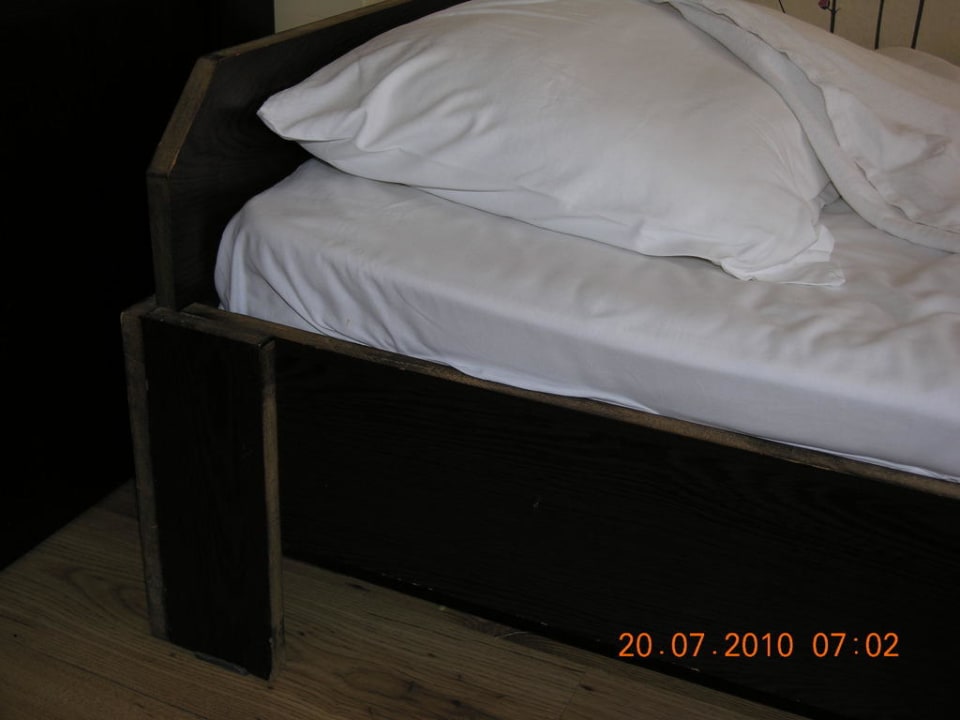 Handarbeit Mira Meridia Beach Hotel