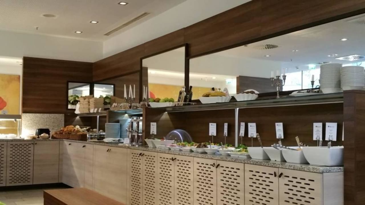 Frühstücksbuffet H4 Hotel Münster City Centre
