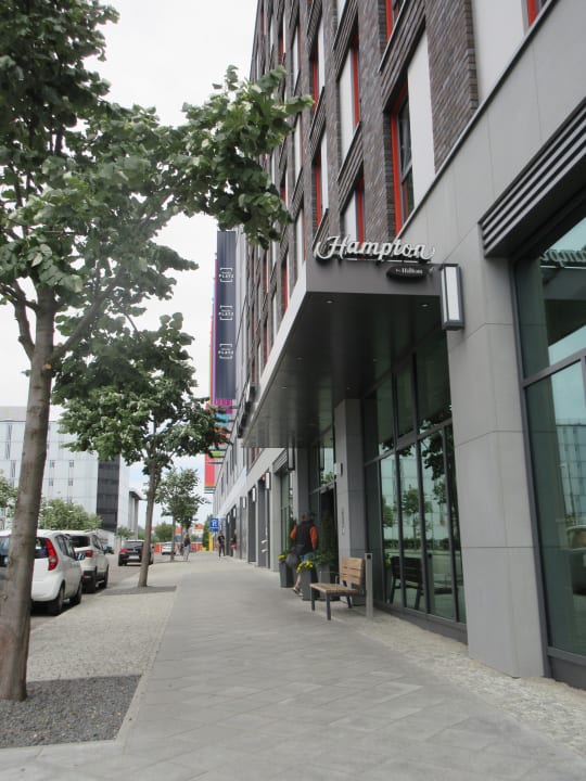 Lobby Hampton by Hilton Berlin City East Side Gallery