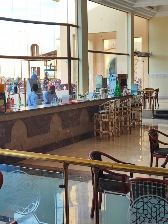 Gastro Pensée Royal Garden Beach Resort