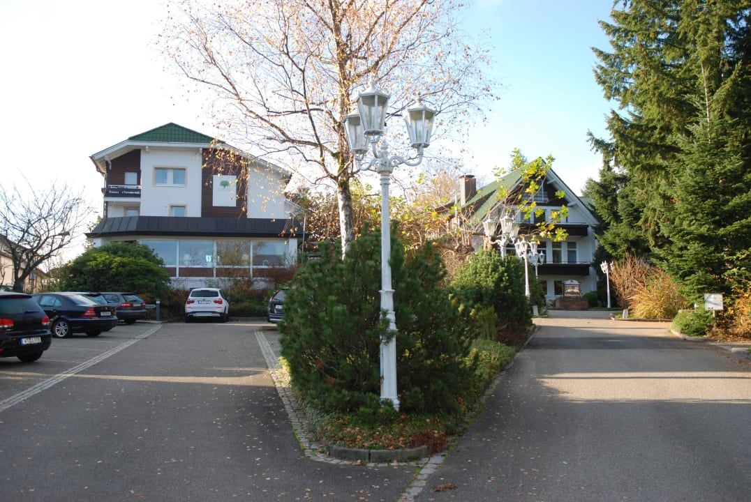 Eingang Waldhotel Grüner Baum