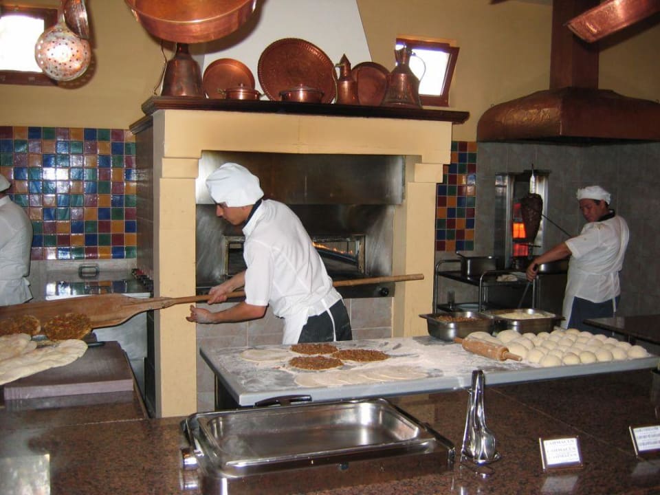 Pizzabäcker im Club Grand Side Club Grand Side