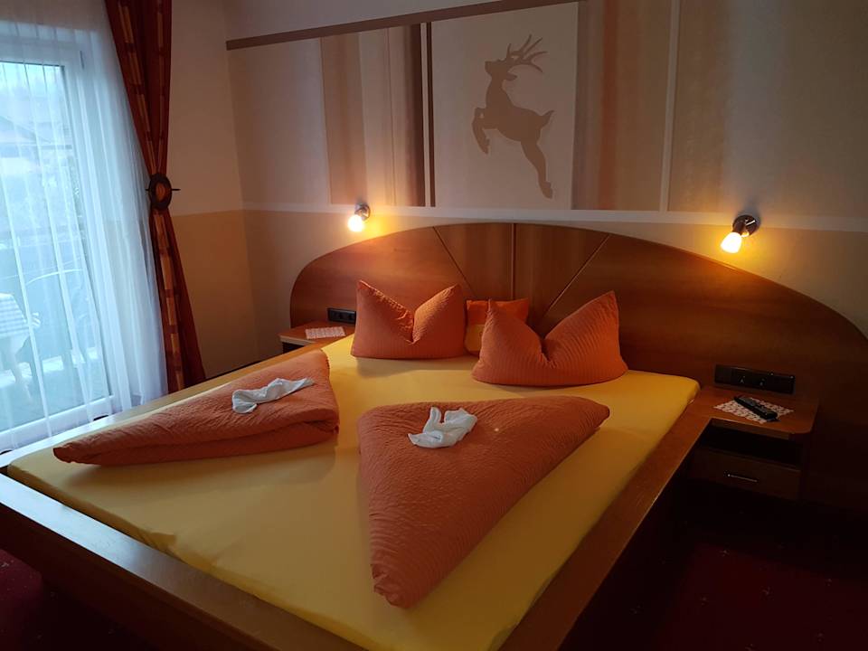 Zimmer / Wohnung -Enzian Gästehaus Fernblick