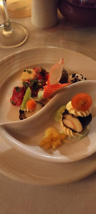 Gastro Fort Arabesque - The West Bay